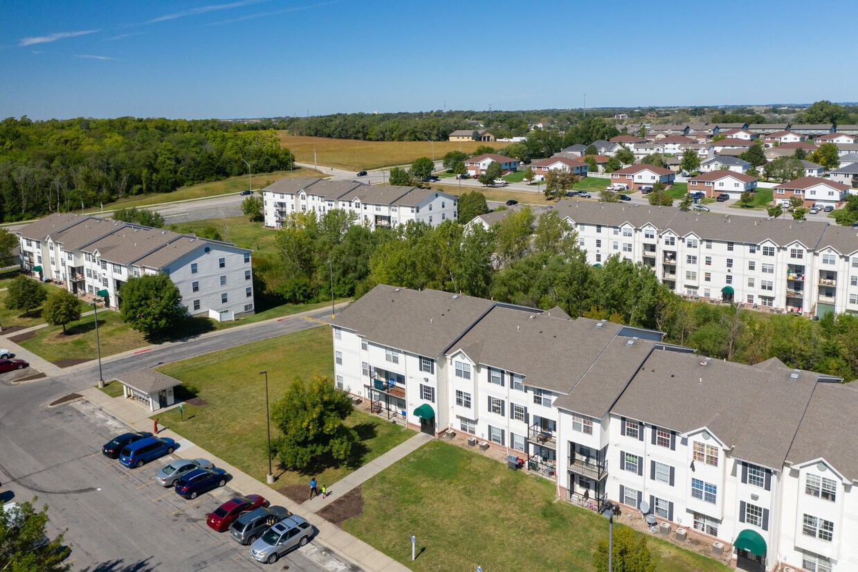 Bridgeport Apartments Apartments in Lincoln, NE