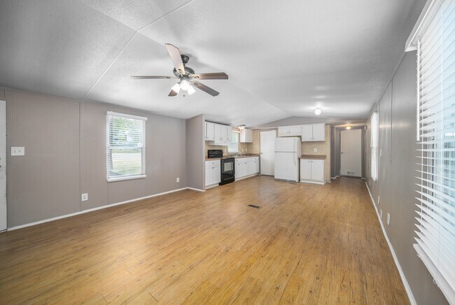 Foto del edificio - 13336 Enchanted Ct