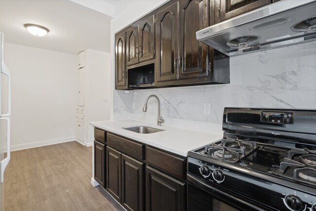 Building Photo - 2172 Gerritsen Ave
