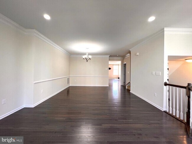 Building Photo - 23480 Logans Ridge Terrace