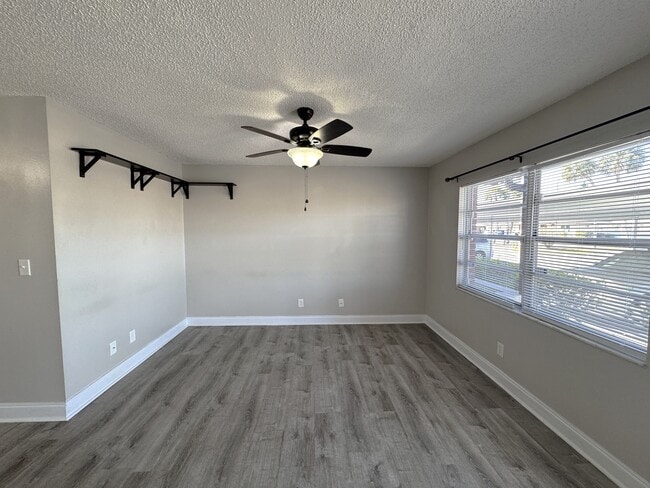 Building Photo - 24862 US Hwy 19 N