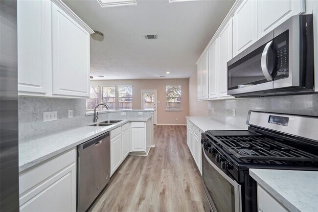 Foto del edificio - 12430 Cane River Ln