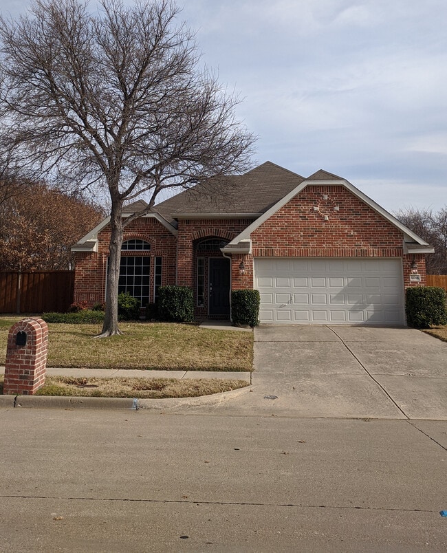 Building Photo - 5016 Springflower Dr
