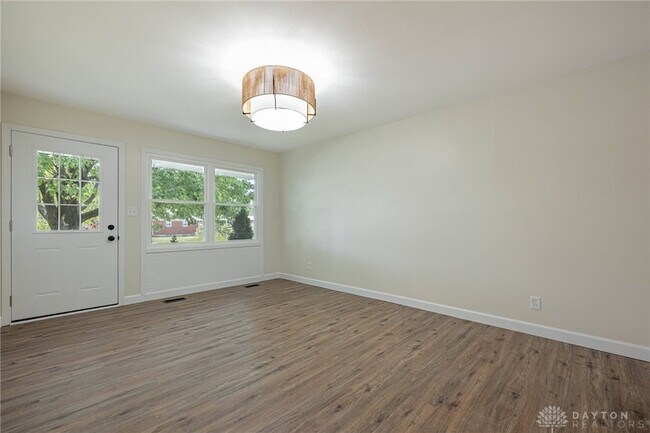 Foto del edificio - 4761 Kimball Ct