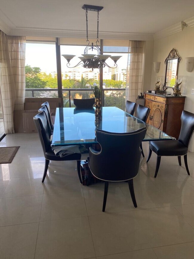 Foto del edificio - 19667 Turnberry Way