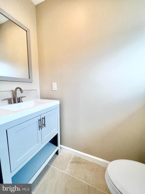 Foto del edificio - 5504 Woodlawn Manor Ct