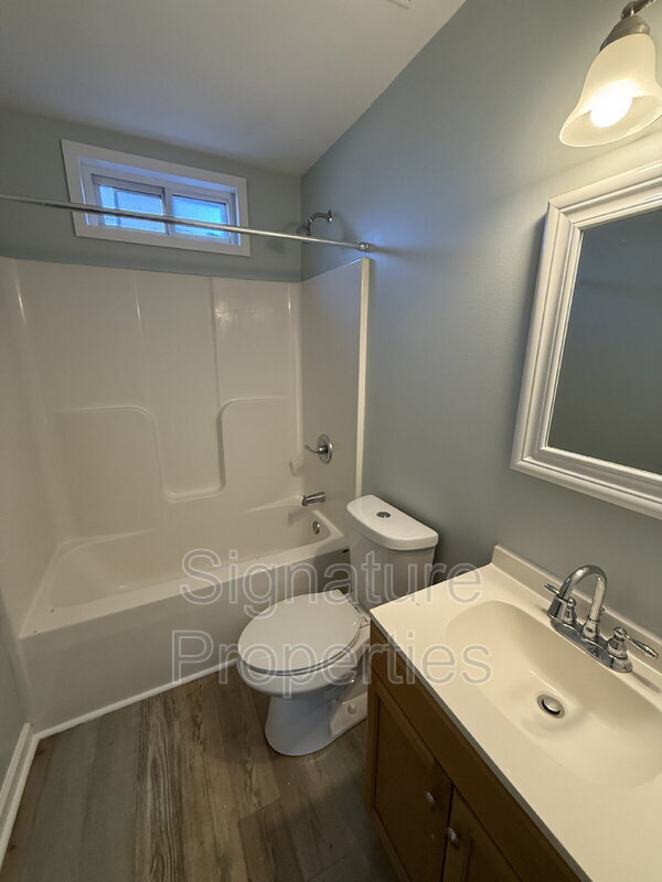 Foto del edificio - 631 Quincy St