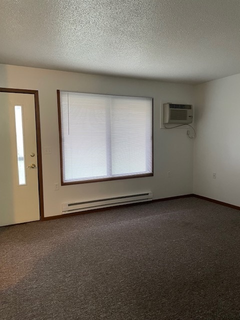 Building Photo - Lake Park Apartments
