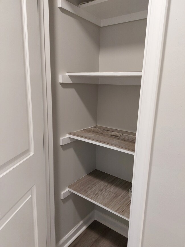 Building Photo - 446 N Loudoun St