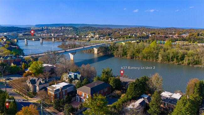 Photo - 637 Battery Pl Townhome