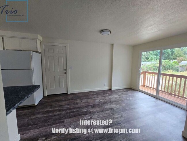 Foto del edificio - 3975 Dove Ln