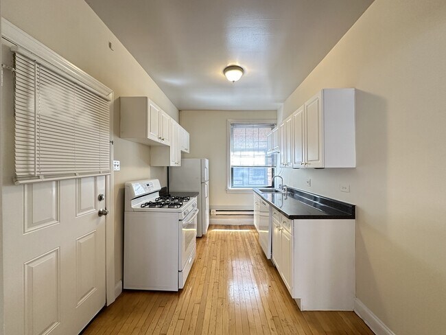 Foto del edificio - 1318 Oak Ave