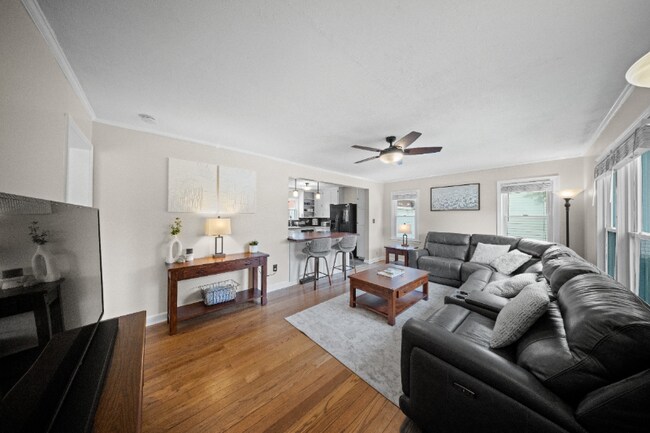 Foto del edificio - 8106 Jarboe St