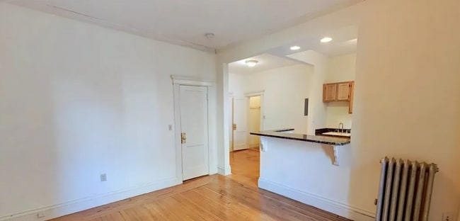 Building Photo - 111 Jersey St