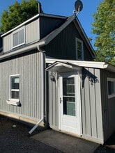 Building Photo - 104 James St E