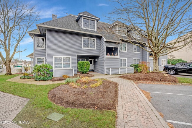 Foto del edificio - 85 E Water St