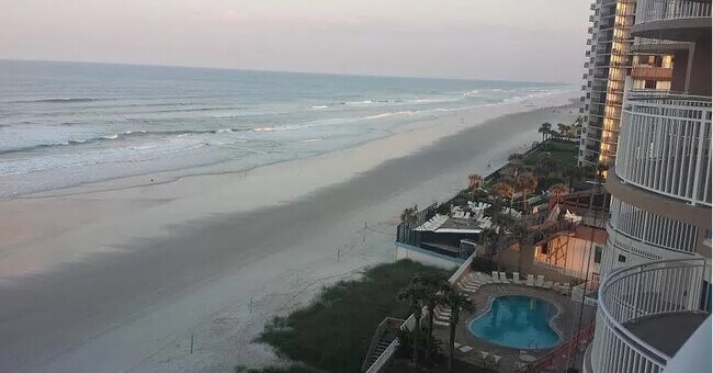 Foto del edificio - 2403 S Atlantic Ave
