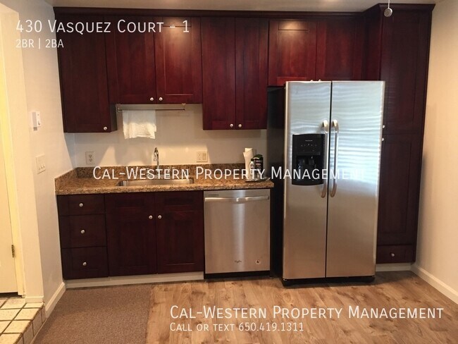 Building Photo - Updated 2 bed 2 bath 2 story w/garage