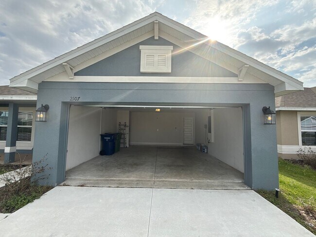Building Photo - 2107 Cartgate Ln