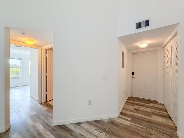 Foto del edificio - 1119 Villa Cir
