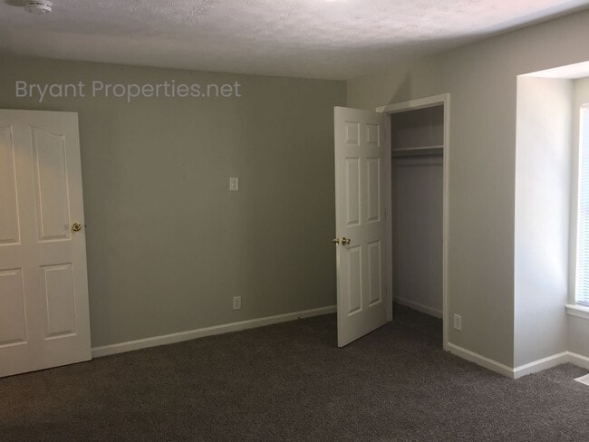 Building Photo - Goodlettsville - Duplex 2 Bedroom 1.5 Baths