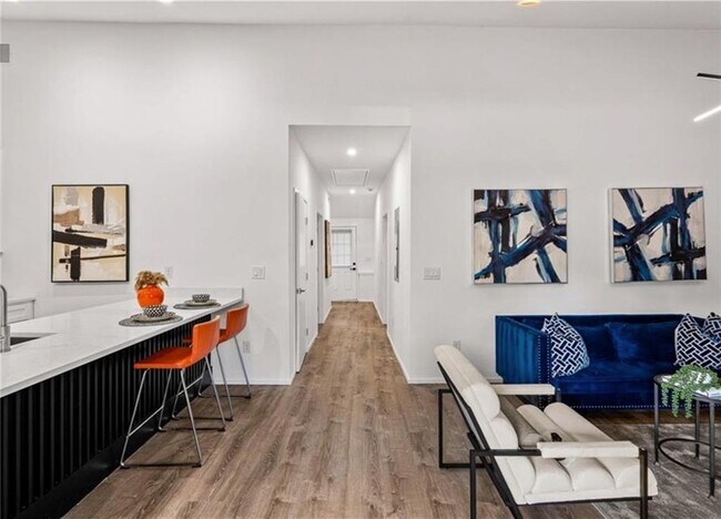 Foto del edificio - 1111 Hillcrest Dr SE