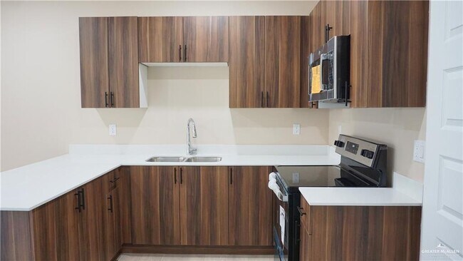 Foto del edificio - 2918 W Kenwood St