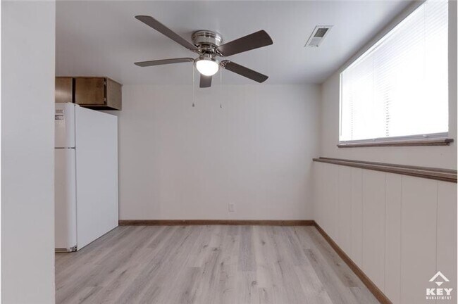 Foto del edificio - 1321 N Sheridan St
