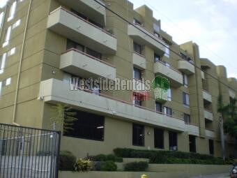 Foto principal - 4150 Marathon St