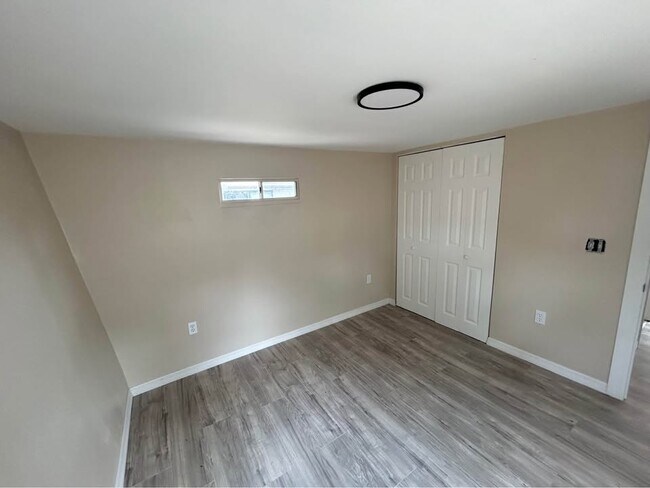 Foto del edificio - 5680 28th Ave N