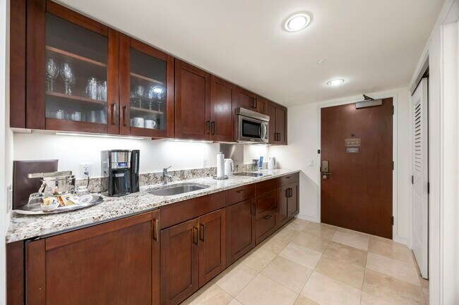 Foto del edificio - 223 Saratoga Rd