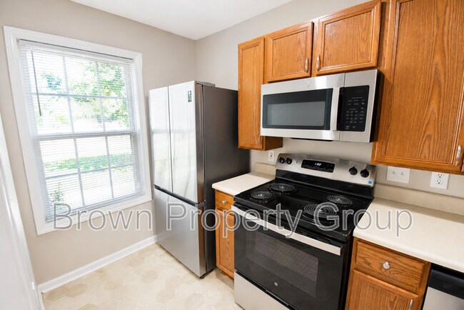 Foto del edificio - 303 Hinsdale Ave