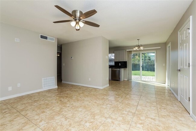 Building Photo - 7560 Quail Pond St