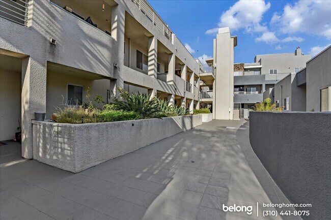 Foto del edificio - 1212 Ocean Park Blvd