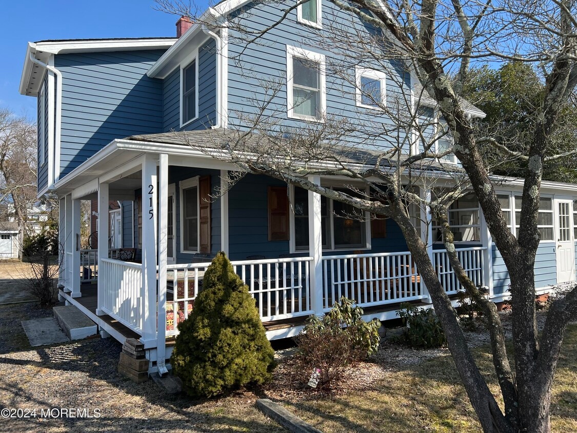 215 Meadow Ave, Point Pleasant, NJ 08742 House Rental in Point
