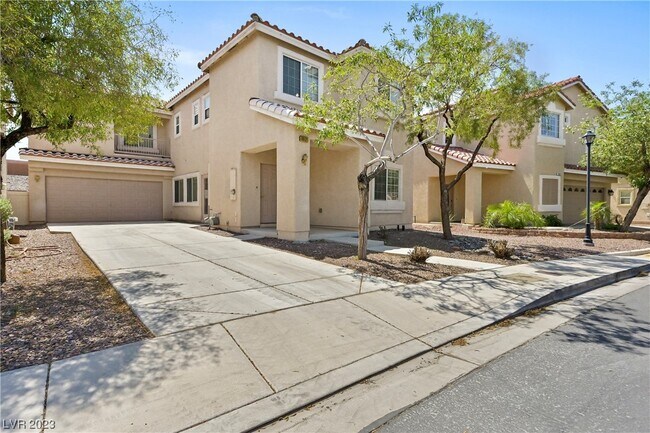 Foto del edificio - 8831 Red Fox Dr