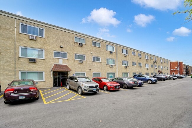 Ample Free Parking - 10737 S. Keating Ave.