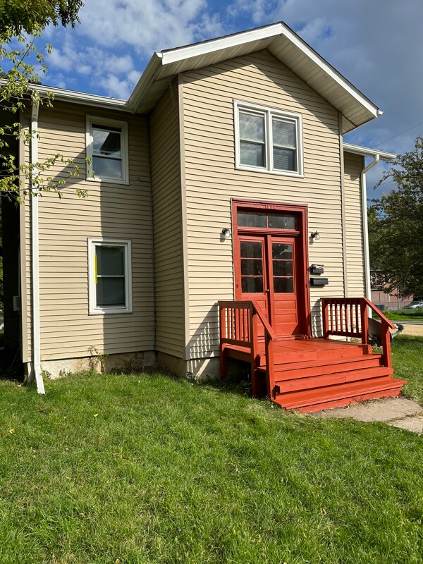 Primary Photo - 171 Cherry St