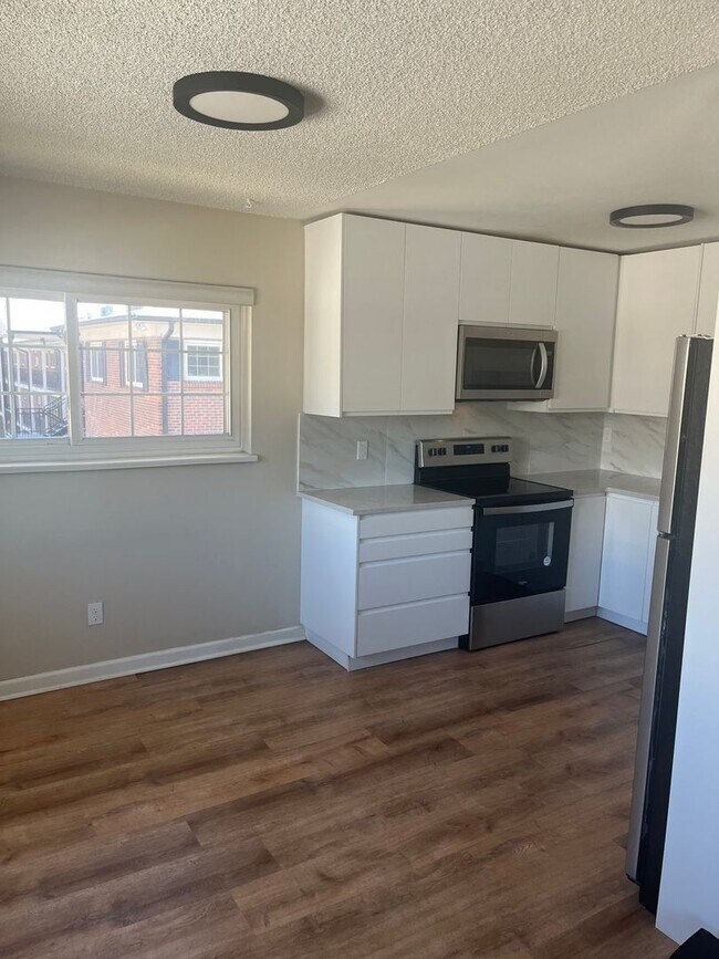 Move in ready 3bedroom 2bath - Move in ready 3bedroom 2bath Apartment