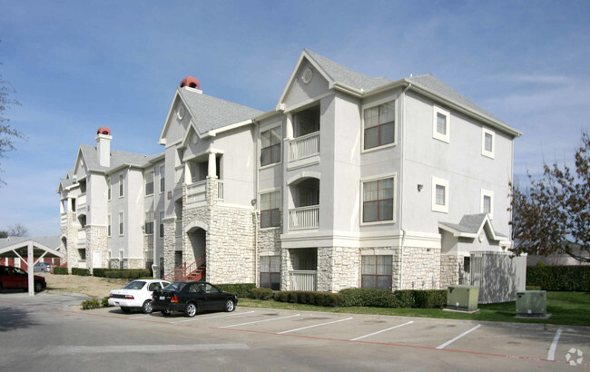 Sweetwater Ranch Apartments - Sweetwater at Buckingham