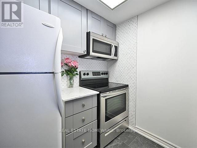 Photo du bâtiment - 7 Bishop Ave