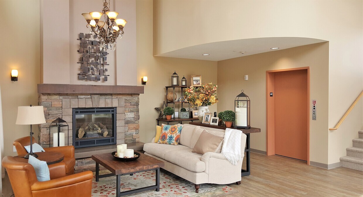 Lobby - 219 NE Fircrest Dr