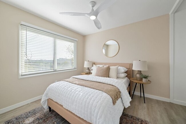 Interior Photo - 240 Spring Street