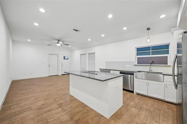 Foto del edificio - 607 E Carter St