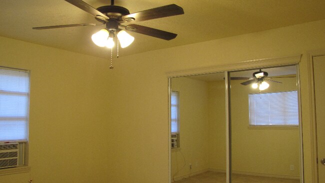 Foto del edificio - 2726 Coldstream St