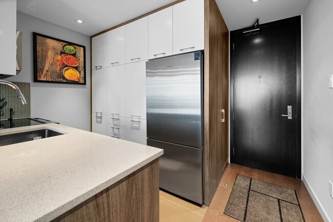 Building Photo - 2818 Boul Laurier