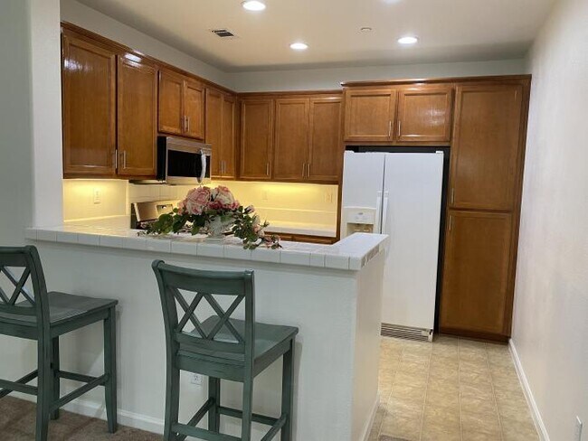 Foto del edificio - 2 bedroom in San Pablo CA 94806