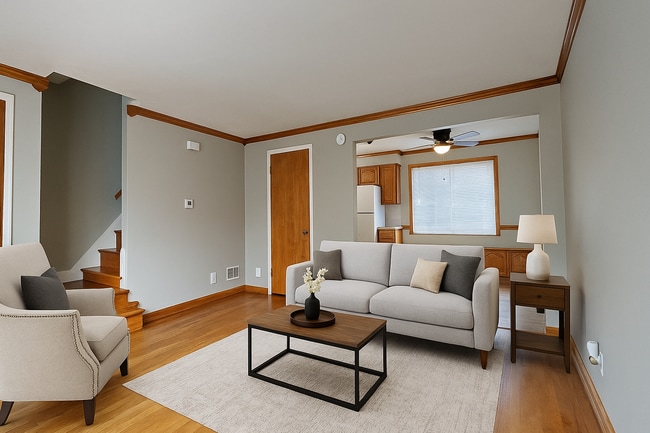 Foto del edificio - ???Move in Special: No Rent until January!!??? - 2BR/1BA Townhome with Attached Garage and W/D Ho...