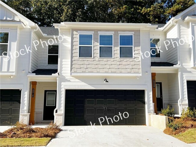 Foto del edificio - 5686 Rockfern Dr