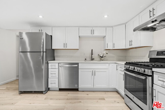 Building Photo - 1802 Purdue Ave